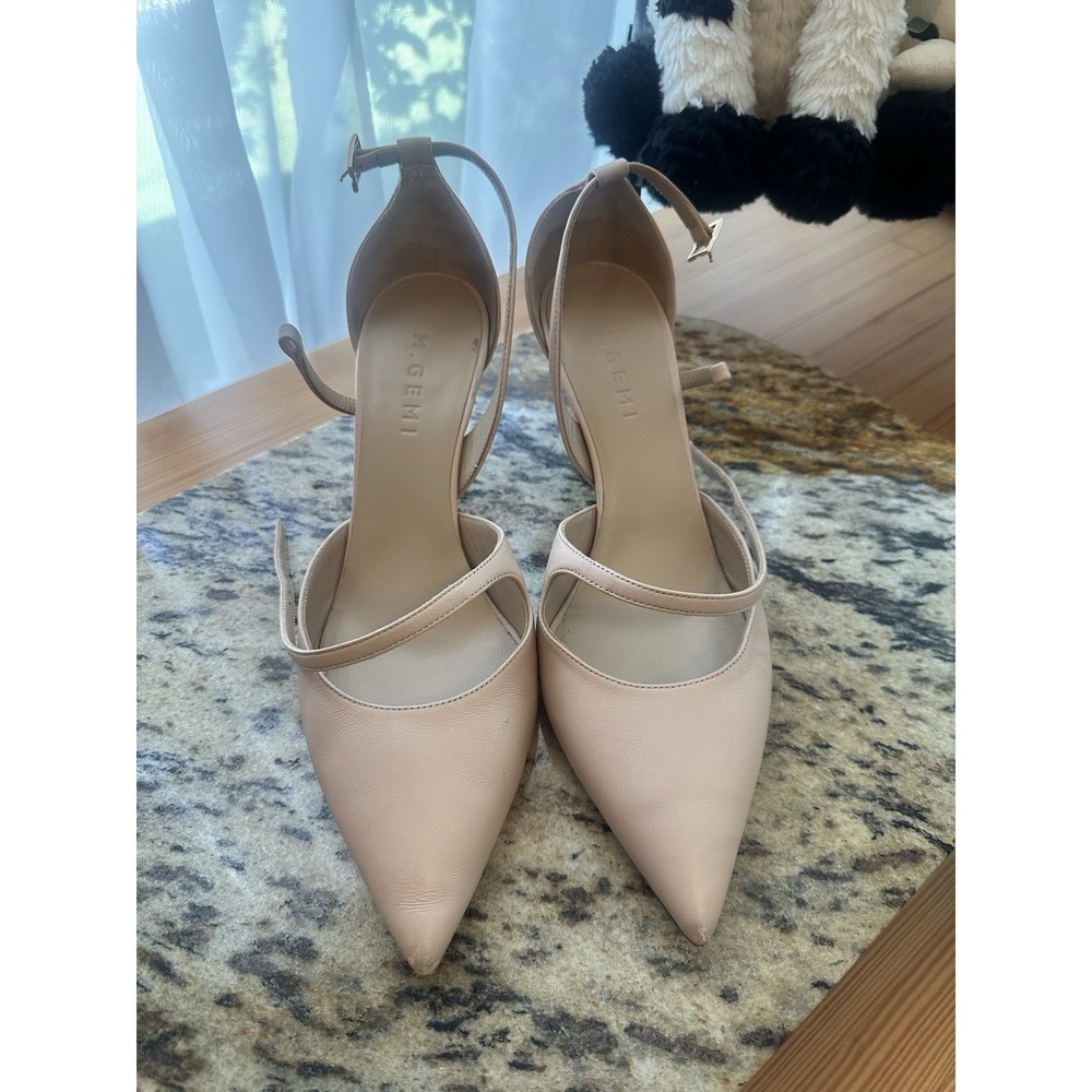 M. Gemi Italian Leather Strappy Pointed Toe Heels 38.5 Nude Beige Ankle Strap